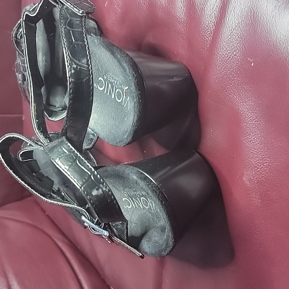Vionic Black Patent Wedge Sandals - Picture 6 of 9